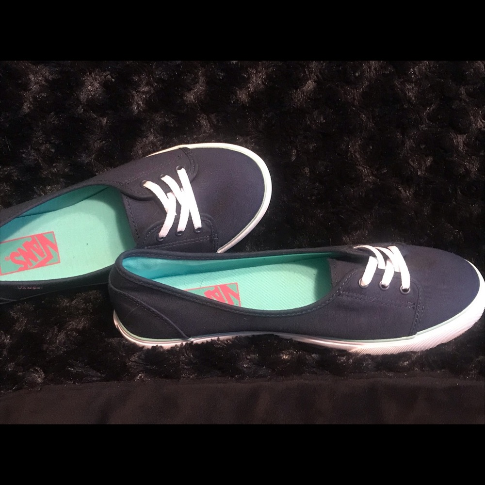 Sneakers - Picture 2 of 2